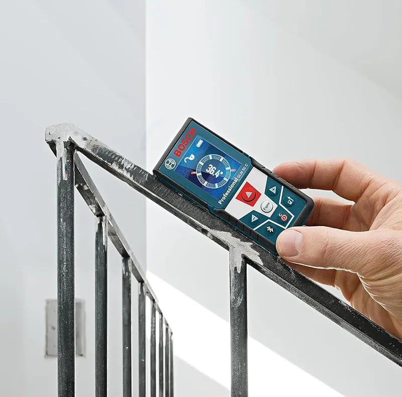 متر لیزری بوش مدل هوشمند حرفه ای GLM 50 C