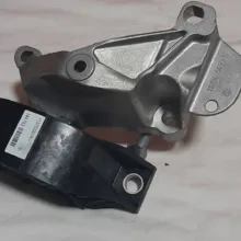 دسته موتور بالا راست رنو کد 113753301R مناسب برای رنو ال90
