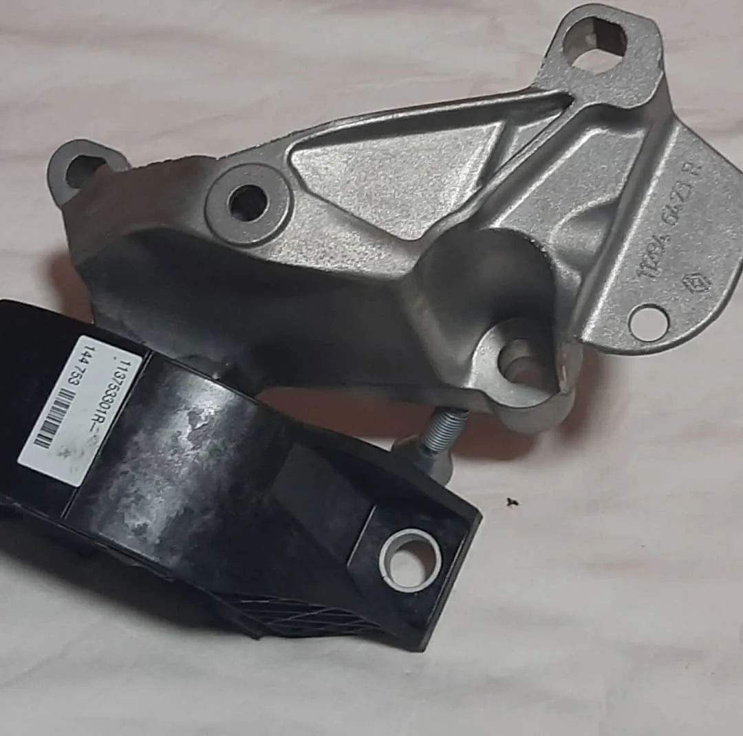 دسته موتور بالا راست رنو کد 113753301R مناسب برای رنو ال90