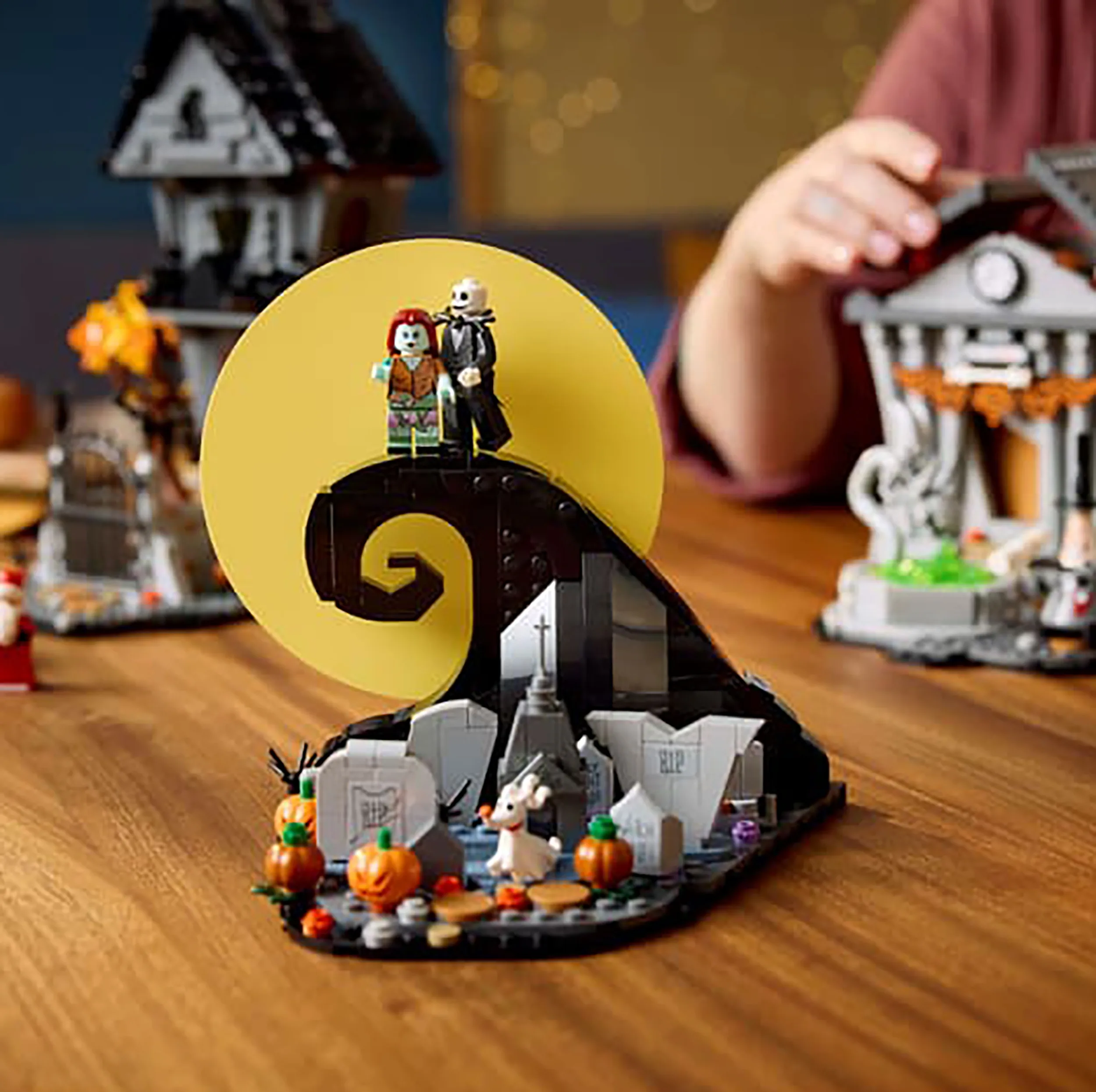 لگو 2193 تکه سری Ideas مدل The Nightmare Before Christmas کد 21351