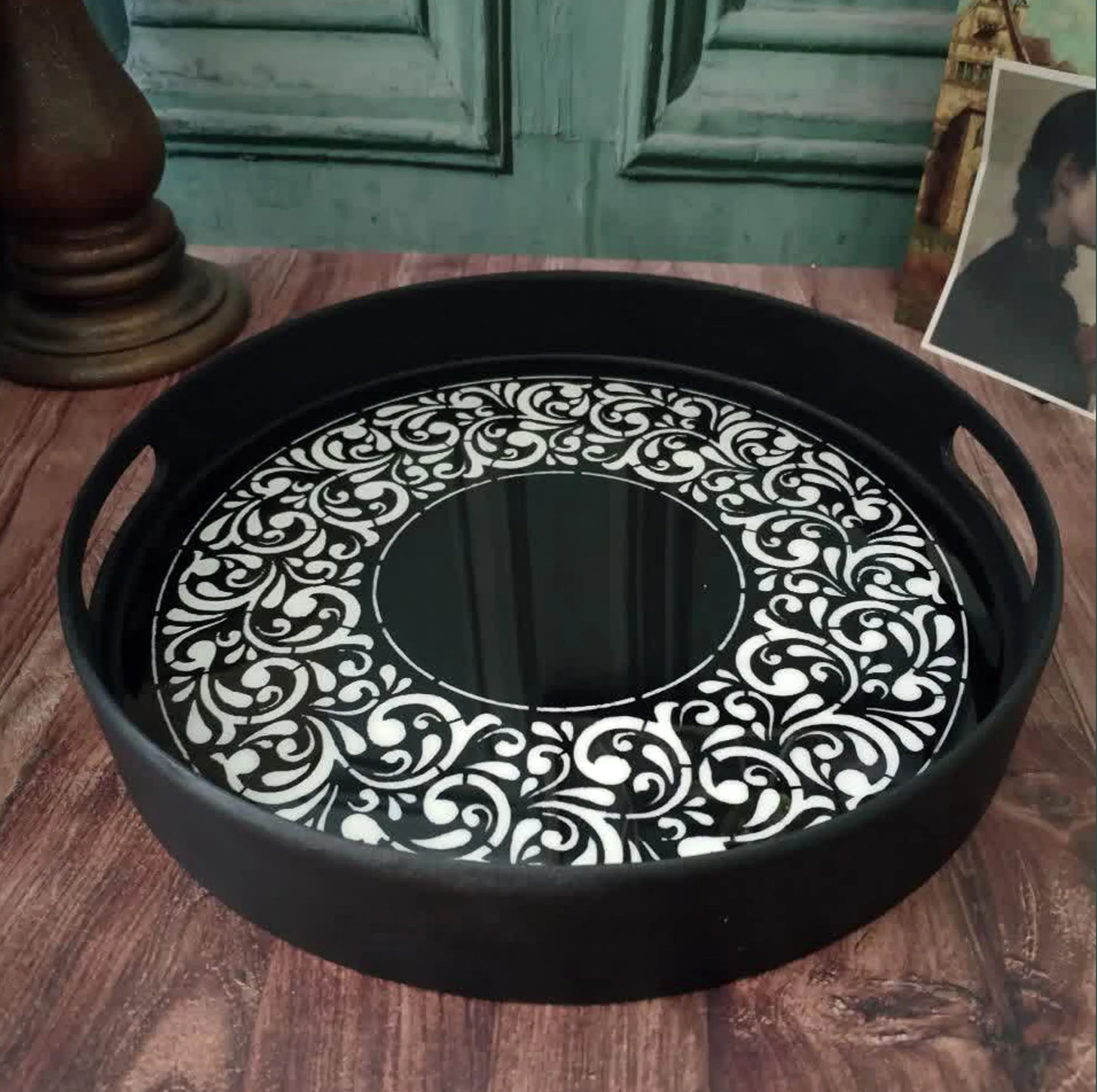 سینی دسته دار مدل ترنگ سایز 33*33 سانتی متر