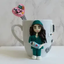 ماگ سرامیکی مدل دختر عروسکی L850 به همراه قاشق