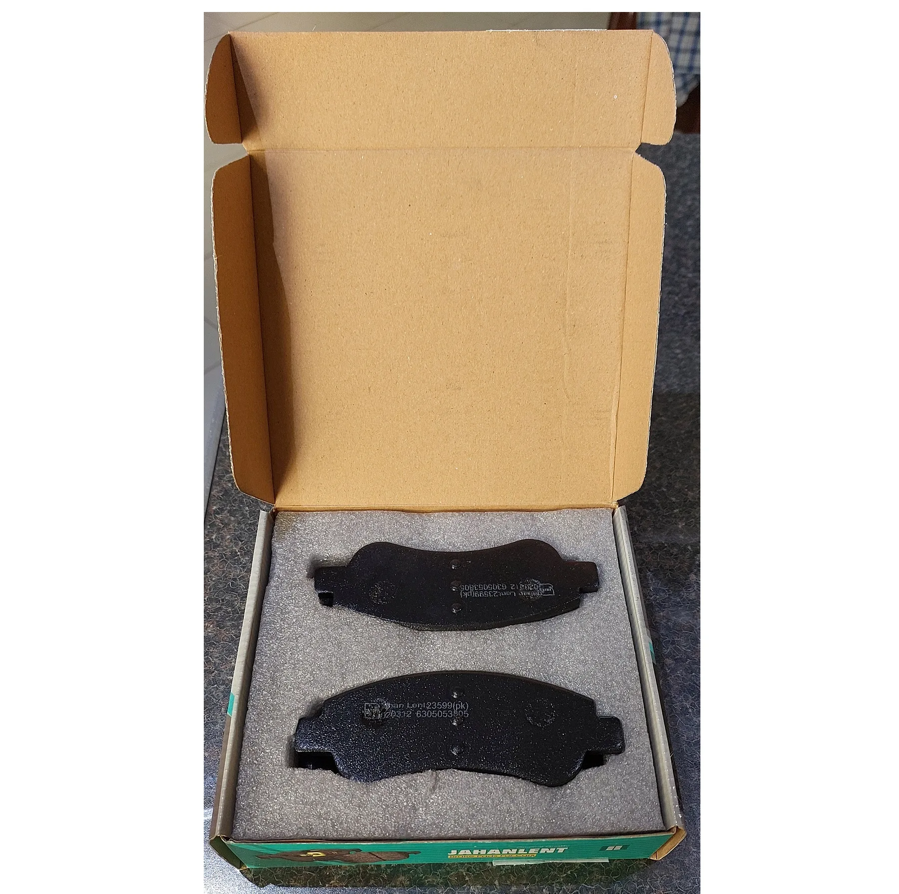 لنت ترمز جلو جهان لنت کاشان کد23599 مناسب برای پژو 206 تیپ 5