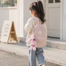 عروسک طرح خرگوش لوکا مدل آویز ارتفاع ۲۲ سانتی متر