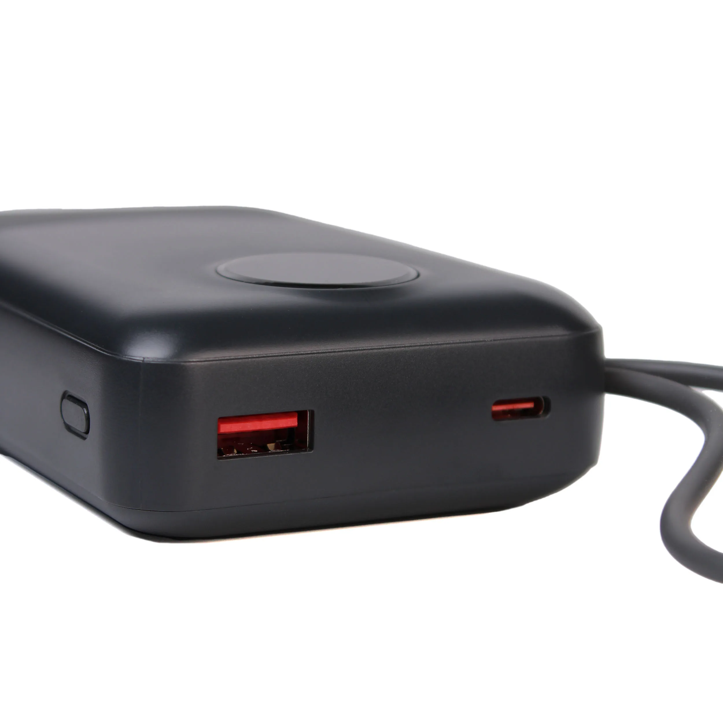 پاوربانک 22.5 وات گرند اسکای مدل GP - 216 با ظرفیت 20000 میلیآمپرساعت به همراه 2 کابل USB-C و کابل لایتنینگ