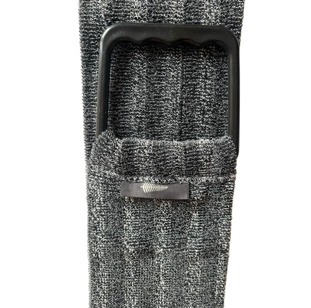 لیف حمام کارامل مدل پشت شور CARBONIZED BAMBOO GLOVE کد NX-0112