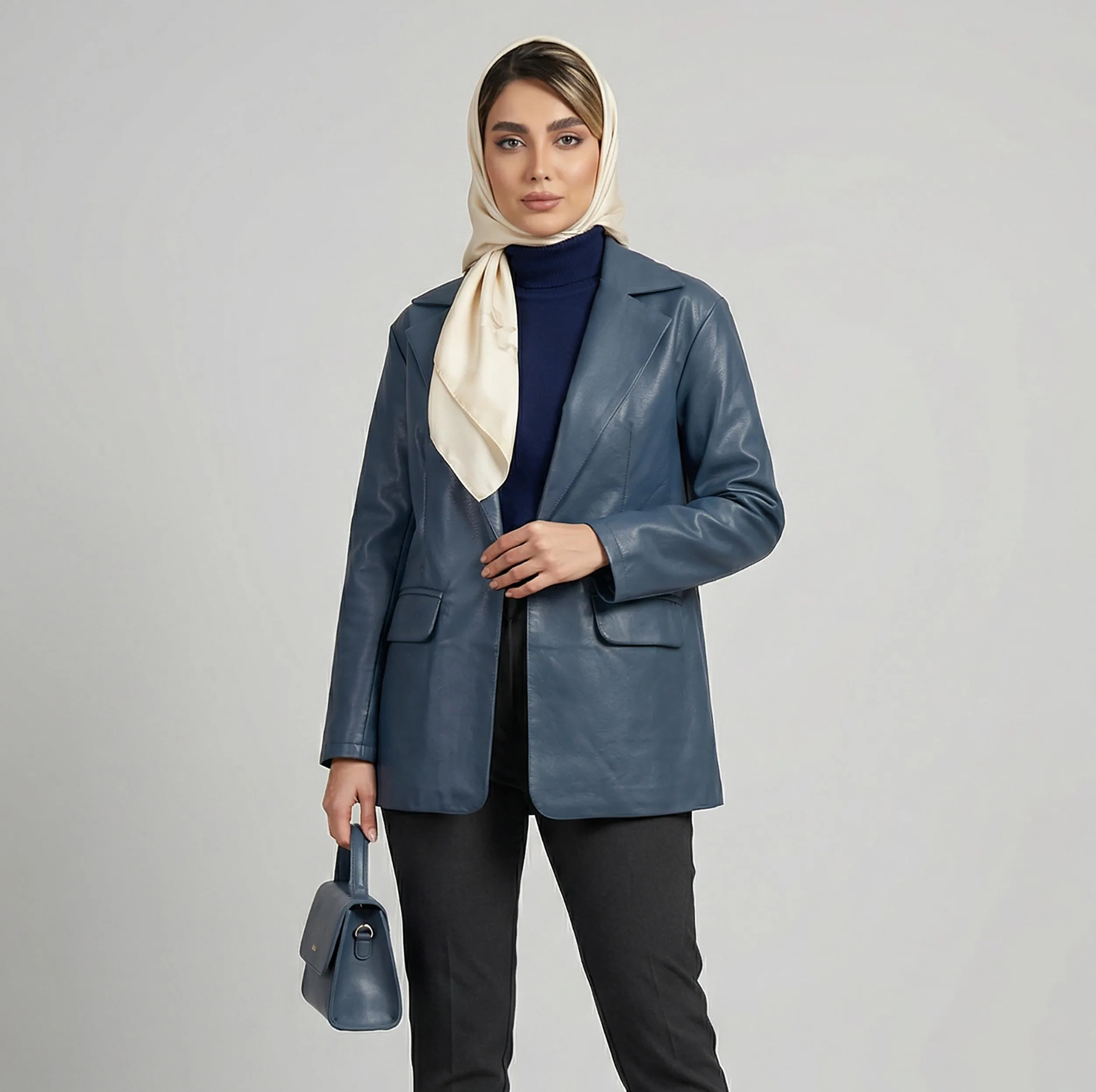 کت چرم زنانه السانا مدل بهسام کد 2384