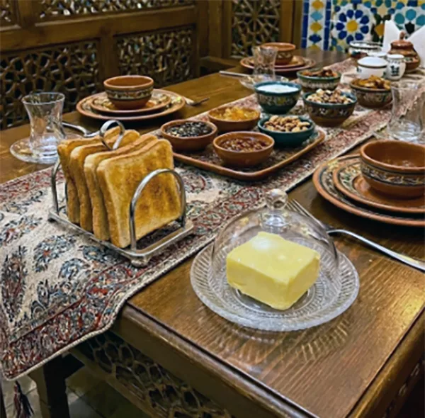 ظرف سرو دلی مدل کلاسیک کد 140MM