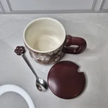 ماگ طرح گل مدل درب دار