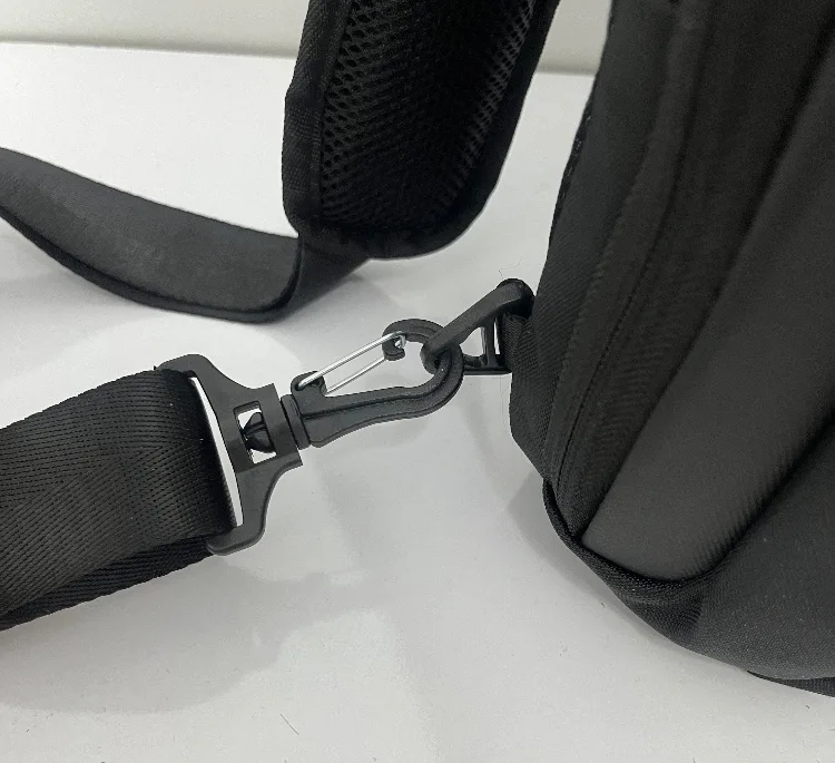 کیف کراس بادی مردانه طرح بنج مدل 7566 کد 02