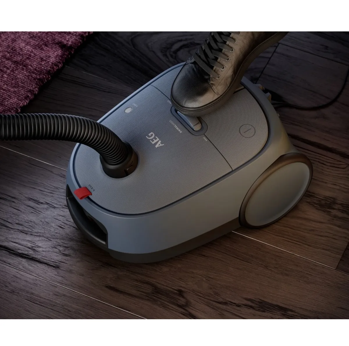 جاروبرقی 650 وات آ ا گ مدل AB61A4DB