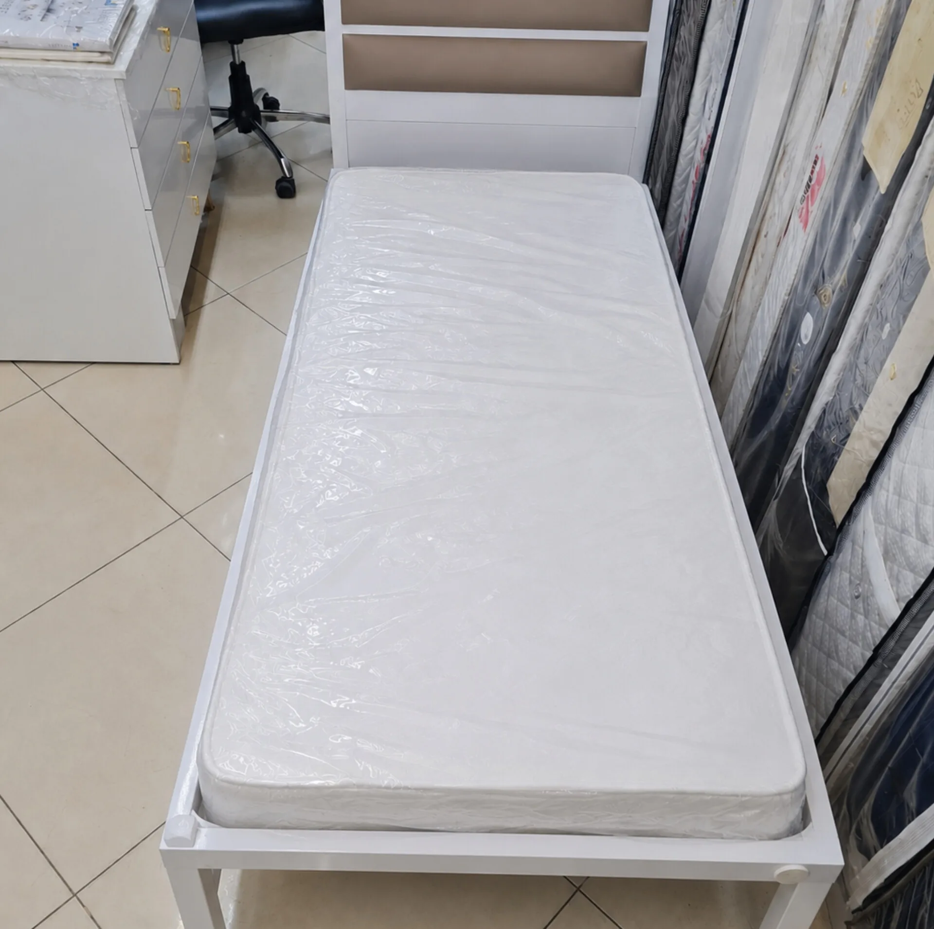 تشک طبی یک نفره طرح رویال قطر۱۵سانتی مترسایز۸۰×۱۸۰