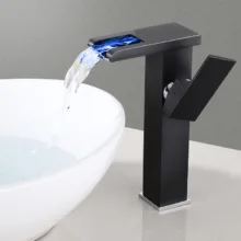 شیر روشویی مدل لوکس LED-B