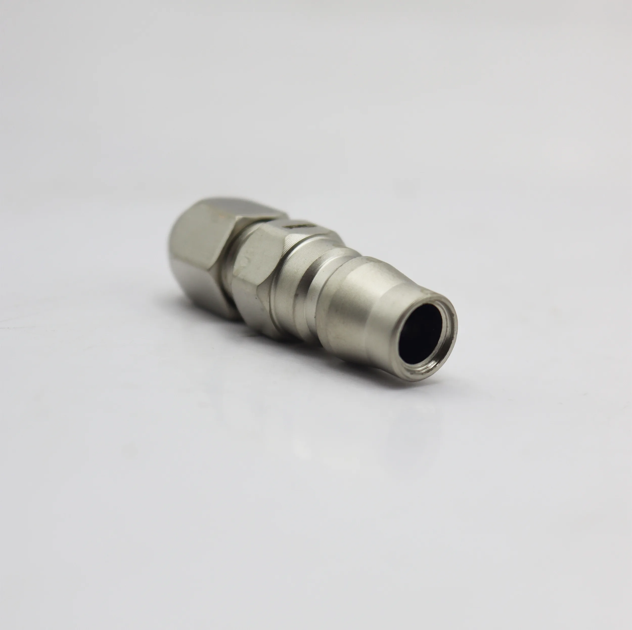 کوپلینگ تانوس مدل مهره ای کد YP-20PP-1/4 مجموعه 10 عددی