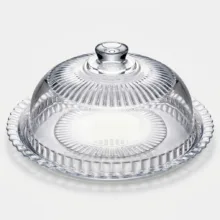 ظرف کیک‌خوری لومینارک مدل DOME، دارای 2 تکه، دیس زیرین 32 سانتی‌متر با محفظه گنبدی قطر 27 سانتی‌متر و ارتفاع 15 سانتی‌متر، مناسب پذیرایی گرم و سرد، قابل استفاده در مایکروویو و شستشو با ماشین ظرفشویی