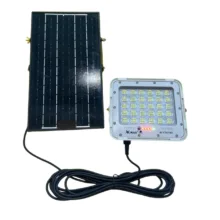 پروژکتورخورشیدی وی مکس مدل IR-V76100 ظرفیت 100وات ساعت