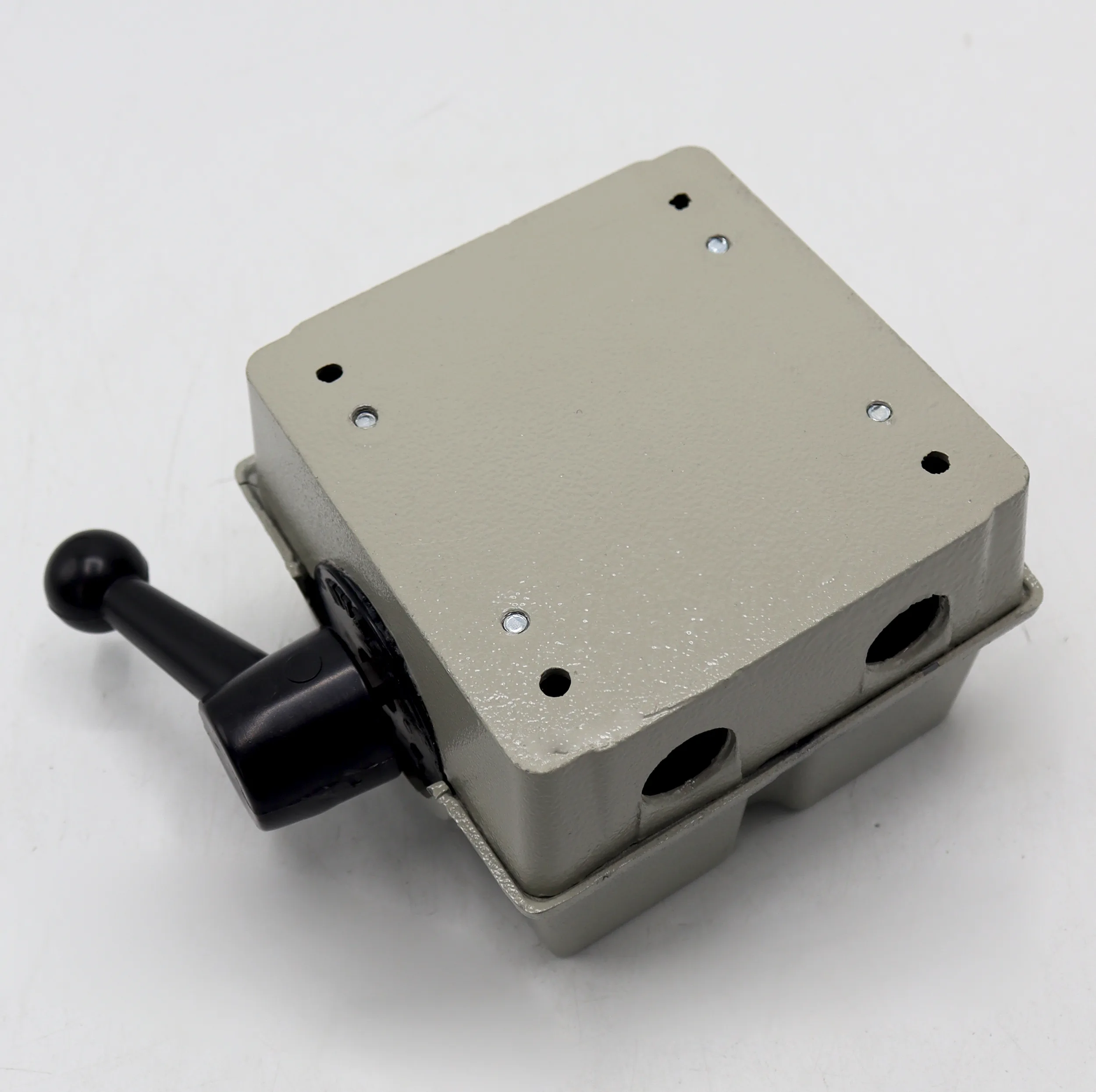 کلید بالابر ساختمانی مدل بلک بول کد YP-P-30AMP