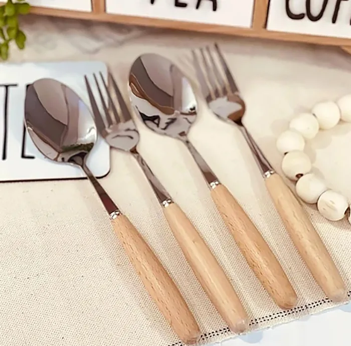 سرویس قاشق و چنگال 12 پارچه 6 نفره مدل دسته چوبی G12