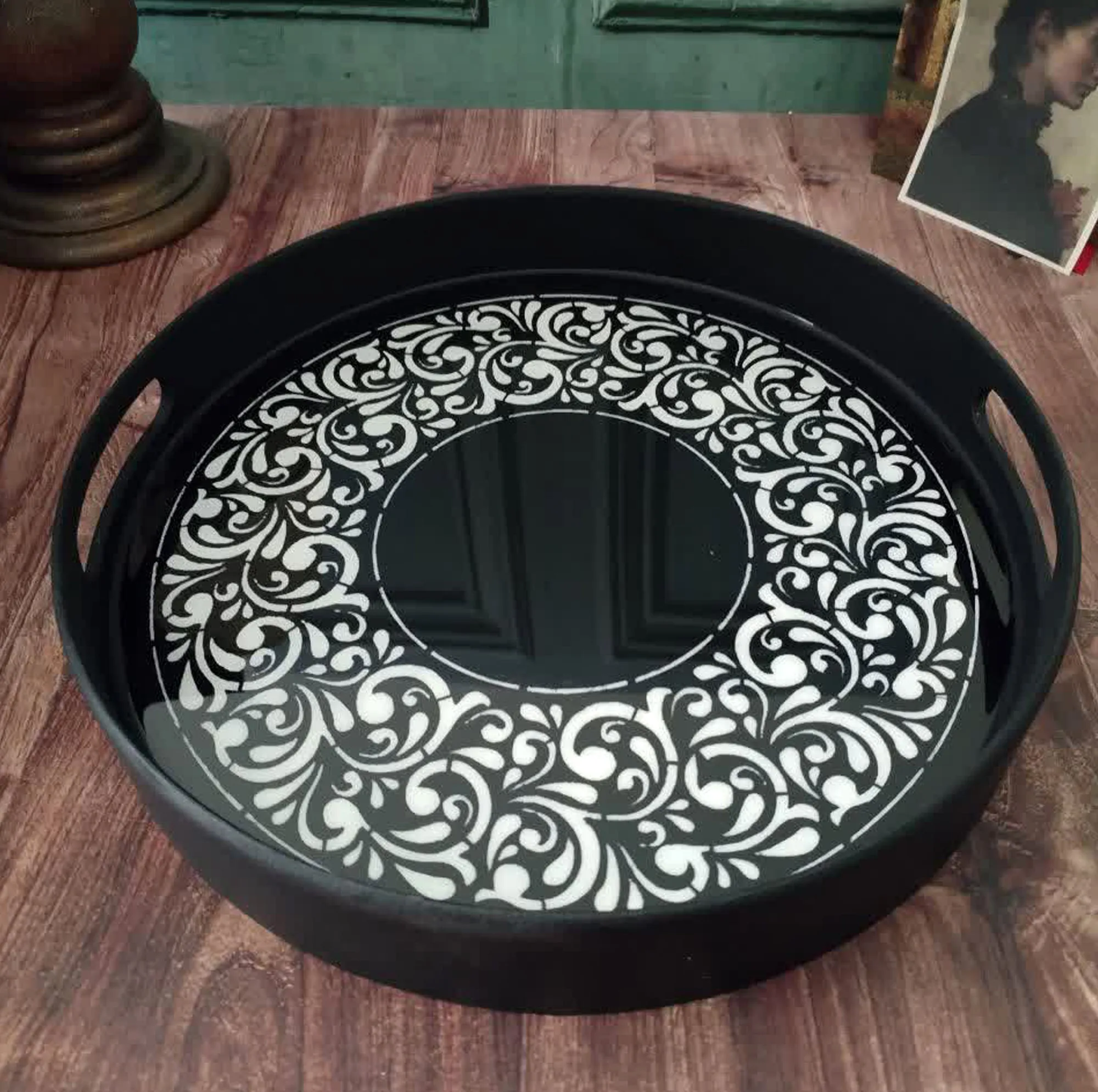 سینی دسته دار مدل ترنگ سایز 33*33 سانتی متر