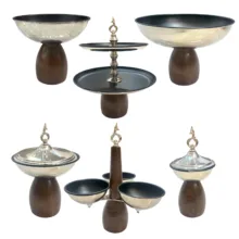 سرویس پذیرایی استیل طرح درختی 6 عددی، ظروف سرو و پذیرایی دایره‌ای شامل آجیل‌خوری، میوه‌خوری، اردوخوری، شکلات‌خوری و شیرینی‌خوری 2 طبقه و قندان کوچک، مناسب شستشو با دست، دارای جعبه، ابعاد میوه‌خوری 32×32×23 سانتی‌متر و ابعاد شیرینی‌خوری 31×31×35 سانتی‌متر