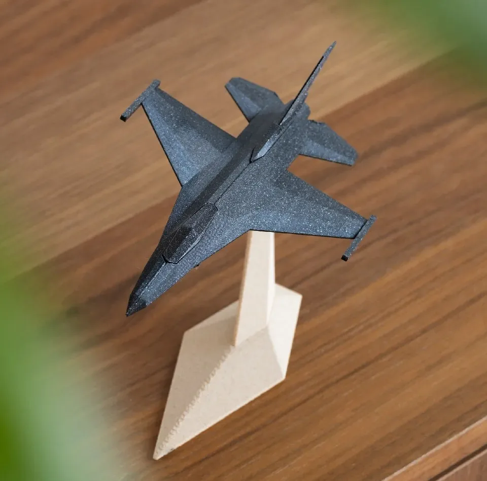 ماکت هواپیما مدل هواپیما فالکون f16