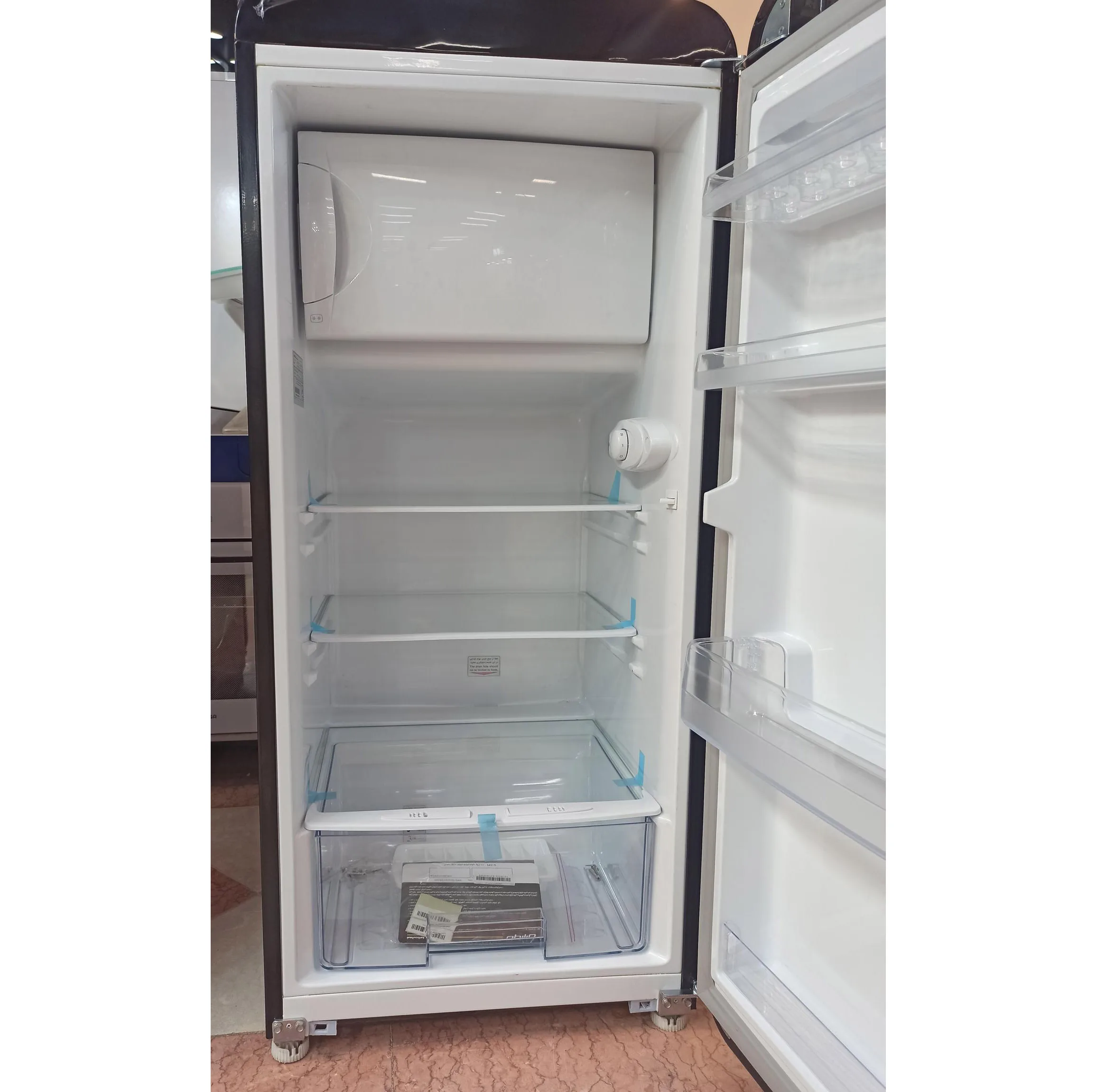یخچال 10 فوت امرسان مدل R10CLA