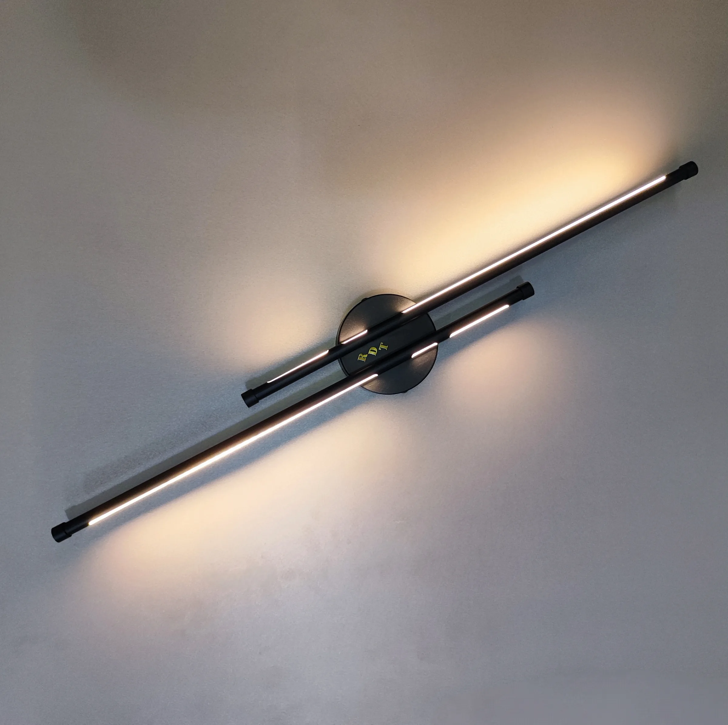 دیوارکوب کد Lin02
