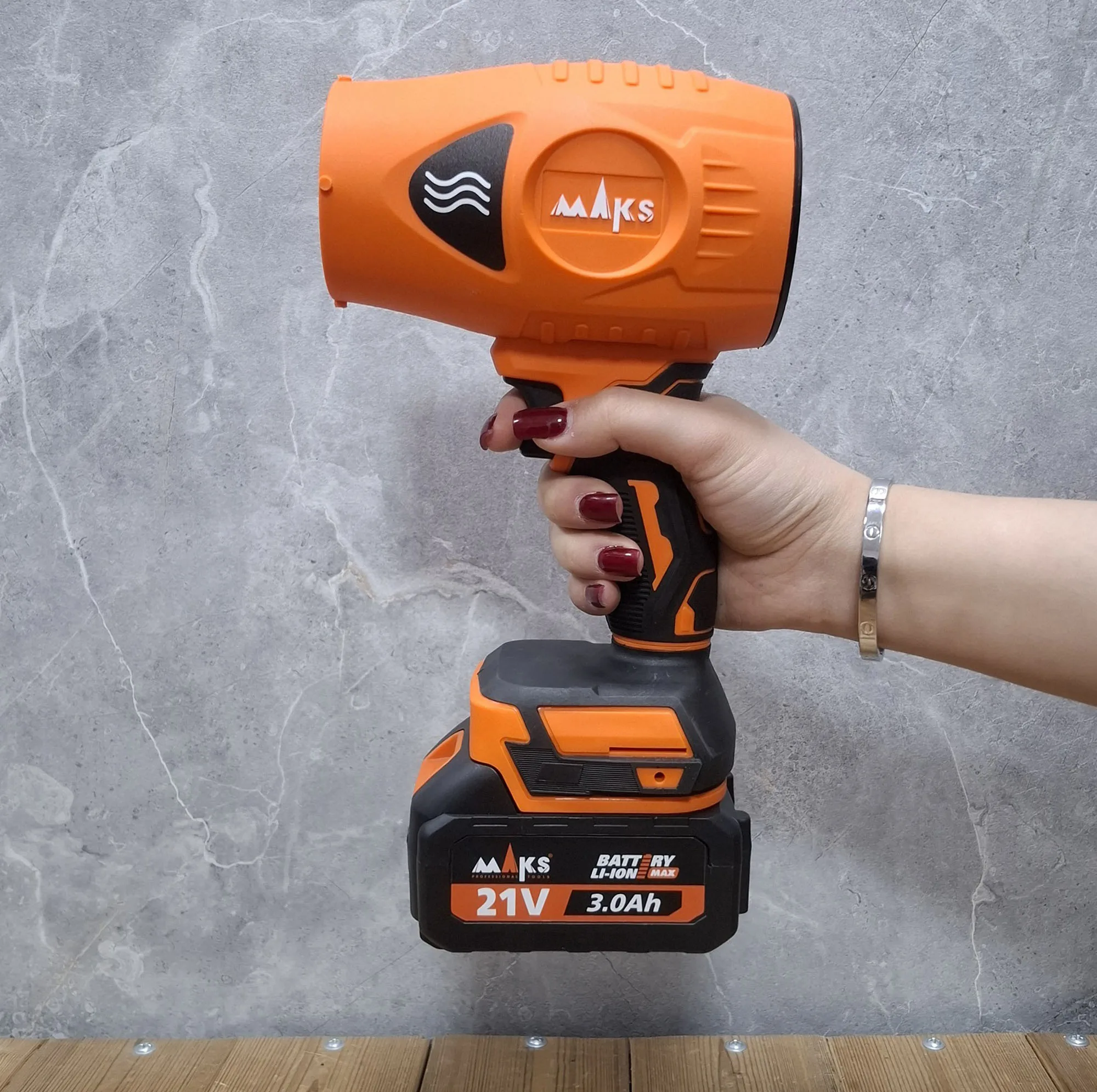 دستگاه دمنده 21 وات مکث اچ ام تی مدل 21 V