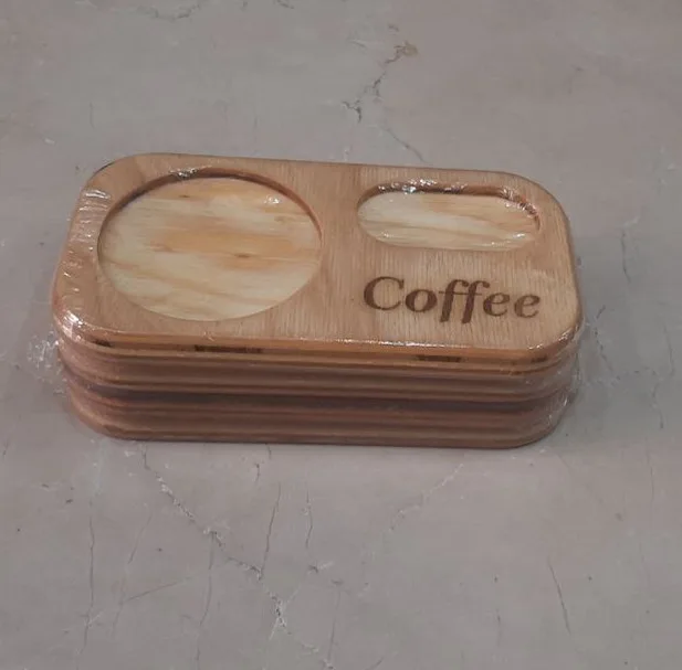 تخته سرو چوبی مستطیلی مدل coffee، بسته 4 عددی، ابعاد 16×10×3 سانتیمتر، وزن 50 گرم، قابل شستوشو با دست