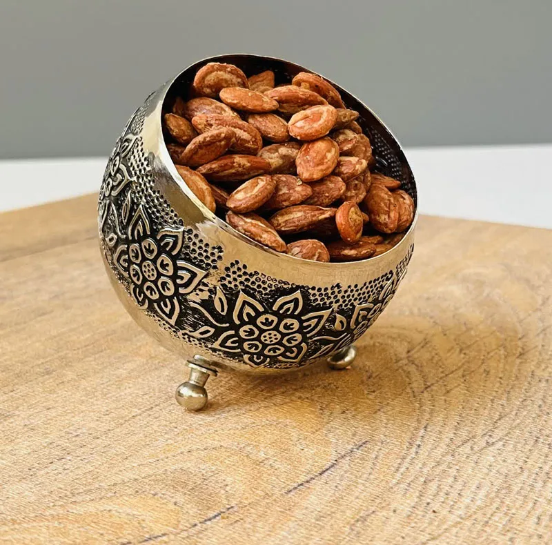 کاسه مسی مدل گوی سه پایه کد ZH245.6
