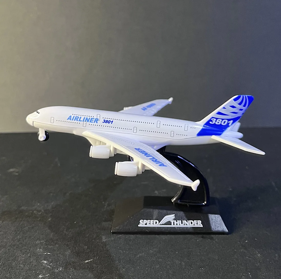 ماکت هواپیما مدل ایرباس A380