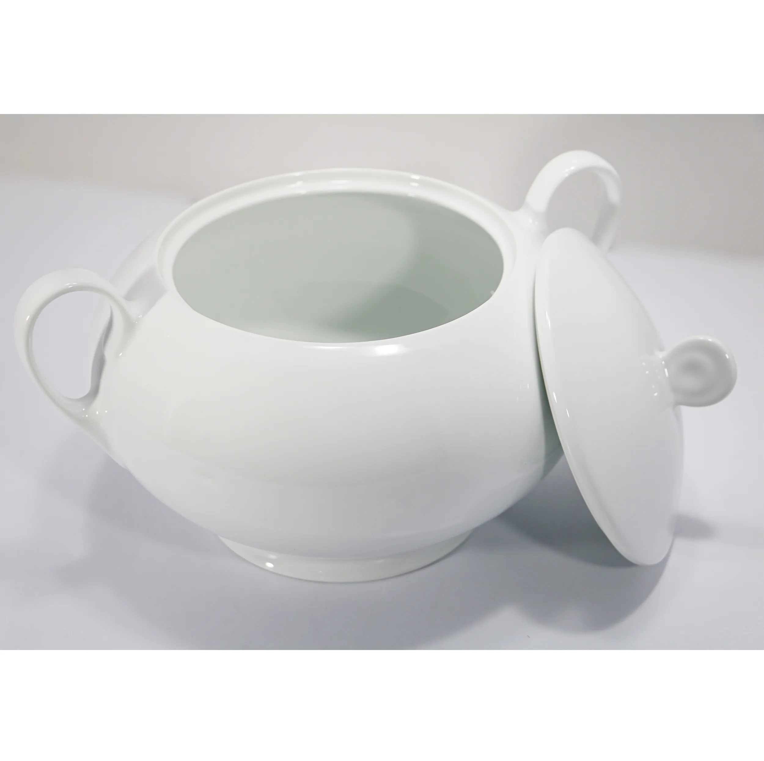 سوپ خوری چینی زرین مدل ایتالیا کد 3650  درجه سه