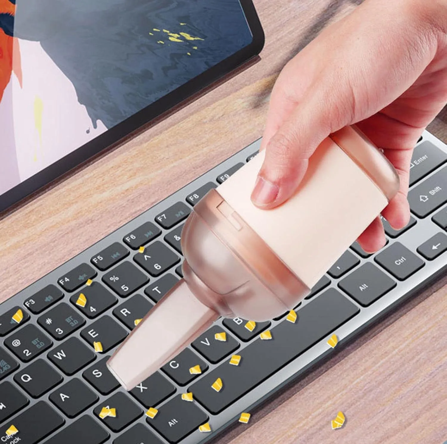 جارو شارژی دستی مدل M33 با باتری 500 میلی‌آمپر ساعت، شارژ از طریق پورت USB، توان موتور 3.5 وات، سری قابل تعویض و ظرفیت مناسب برای تمیز کردن سطوح کوچک و خودرو