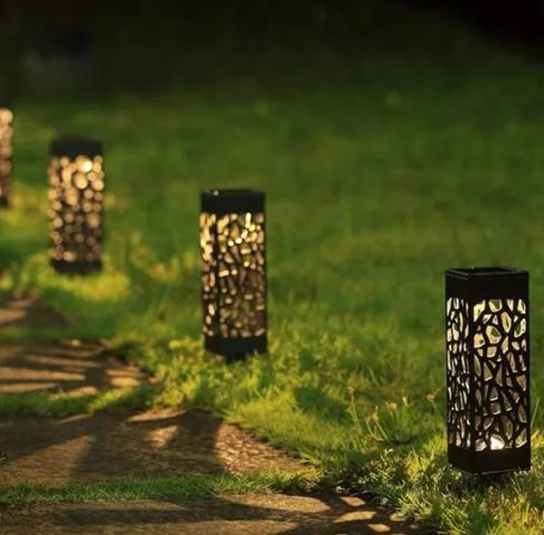 چراغ باغی خورشیدی مدل مکعب