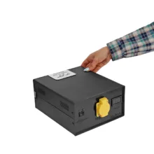 مبدل برق خودرو ونک الترونیک مدل 12V ظرفیت 3000 وات