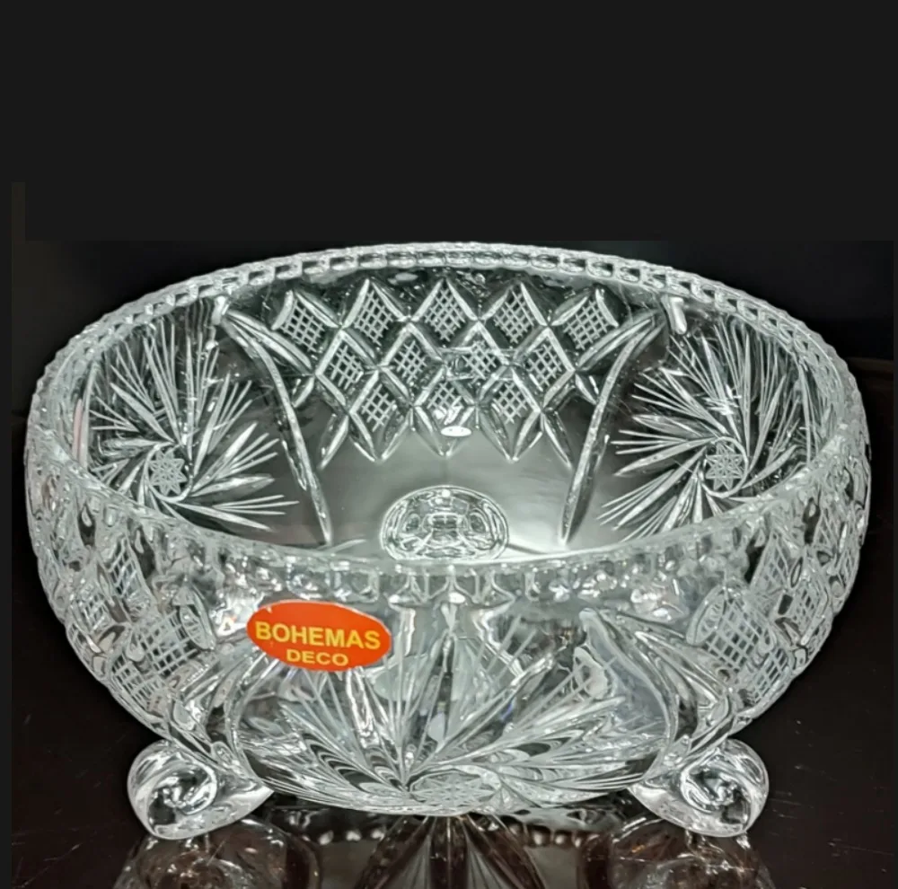 سرویس پذیرایی کریستال تراش دستخورشیدی دکو بوهمیا مدل Star Galaxy کد 7001، 14 پارچه، مناسب شستشو با دست و ماشین ظرفشویی، شامل 6 پیاله، 6 پیشدستی، کاسه آجیل سهپایه با قطر 20 سانتیمتر، شیرینیخوری سهپایه با قطر 30 سانتیمتر