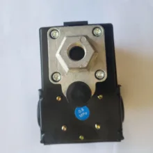کلید اتومات کمپرسور هوا کد TPX-2P طرح کندر