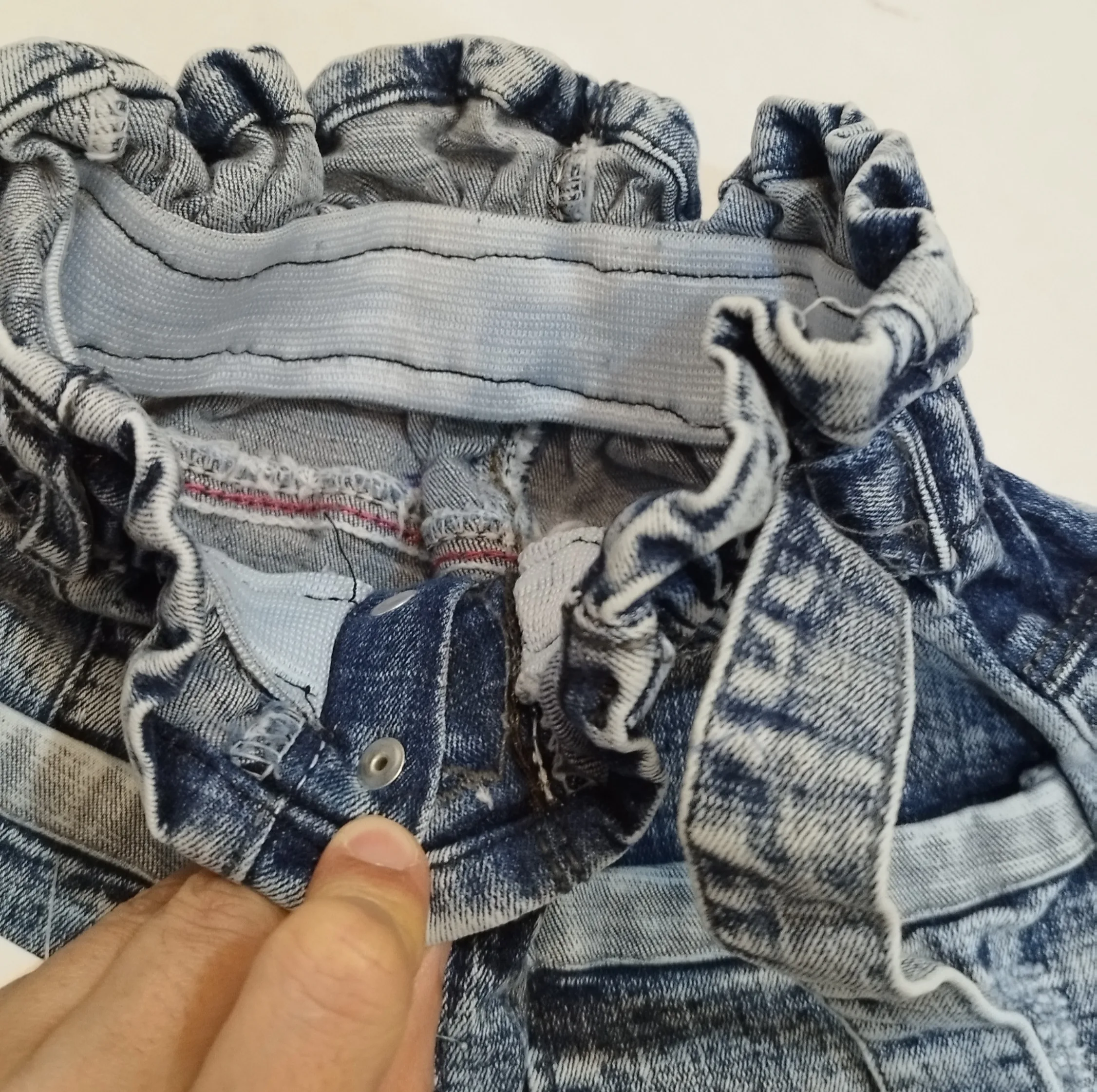 شلوار جین مام استایل طرح کمرکش