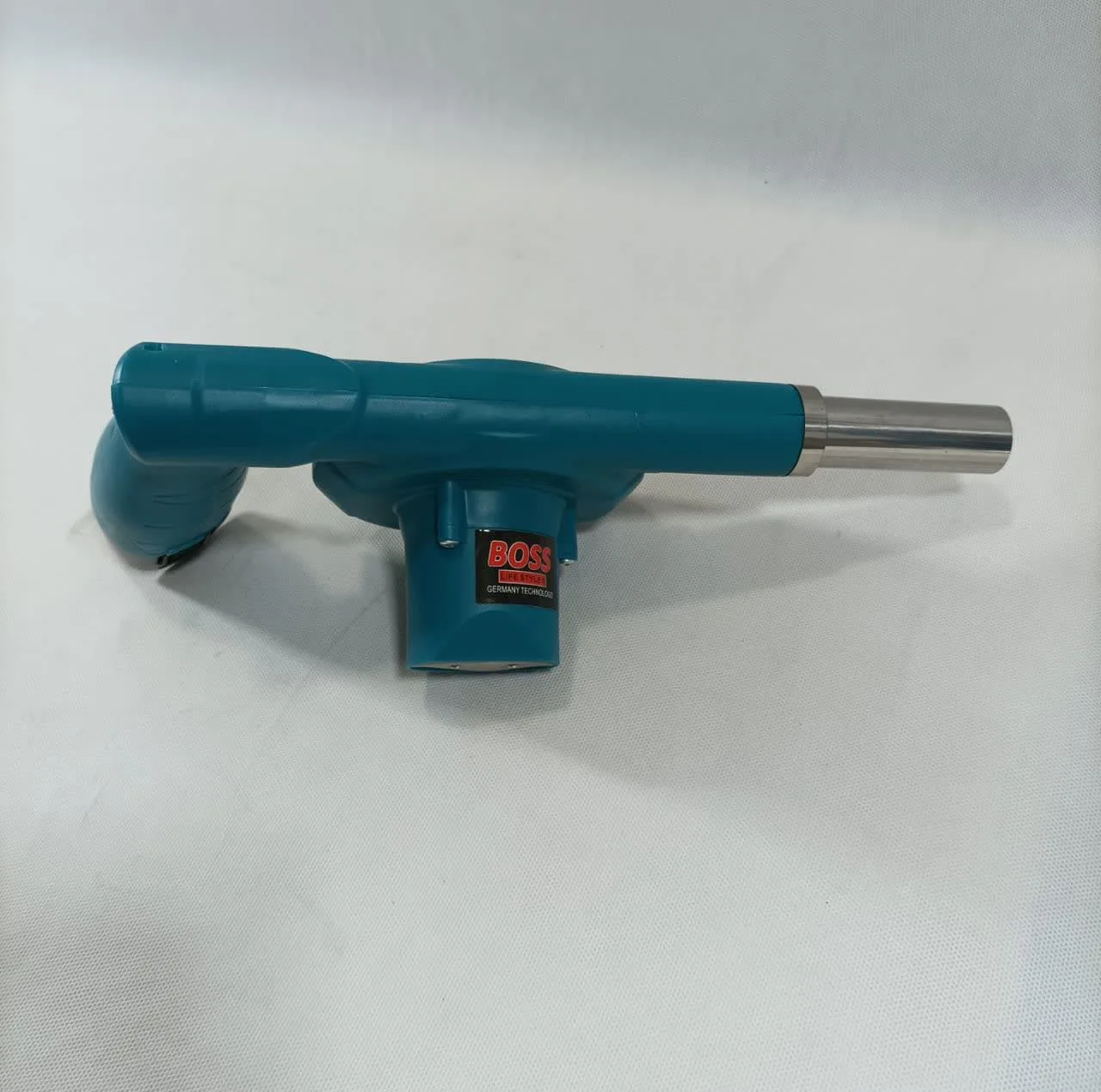 دستگاه دمنده باس مدل 18V