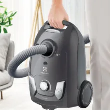 جاروبرقی الکترولوکس مدل  EEG441GM