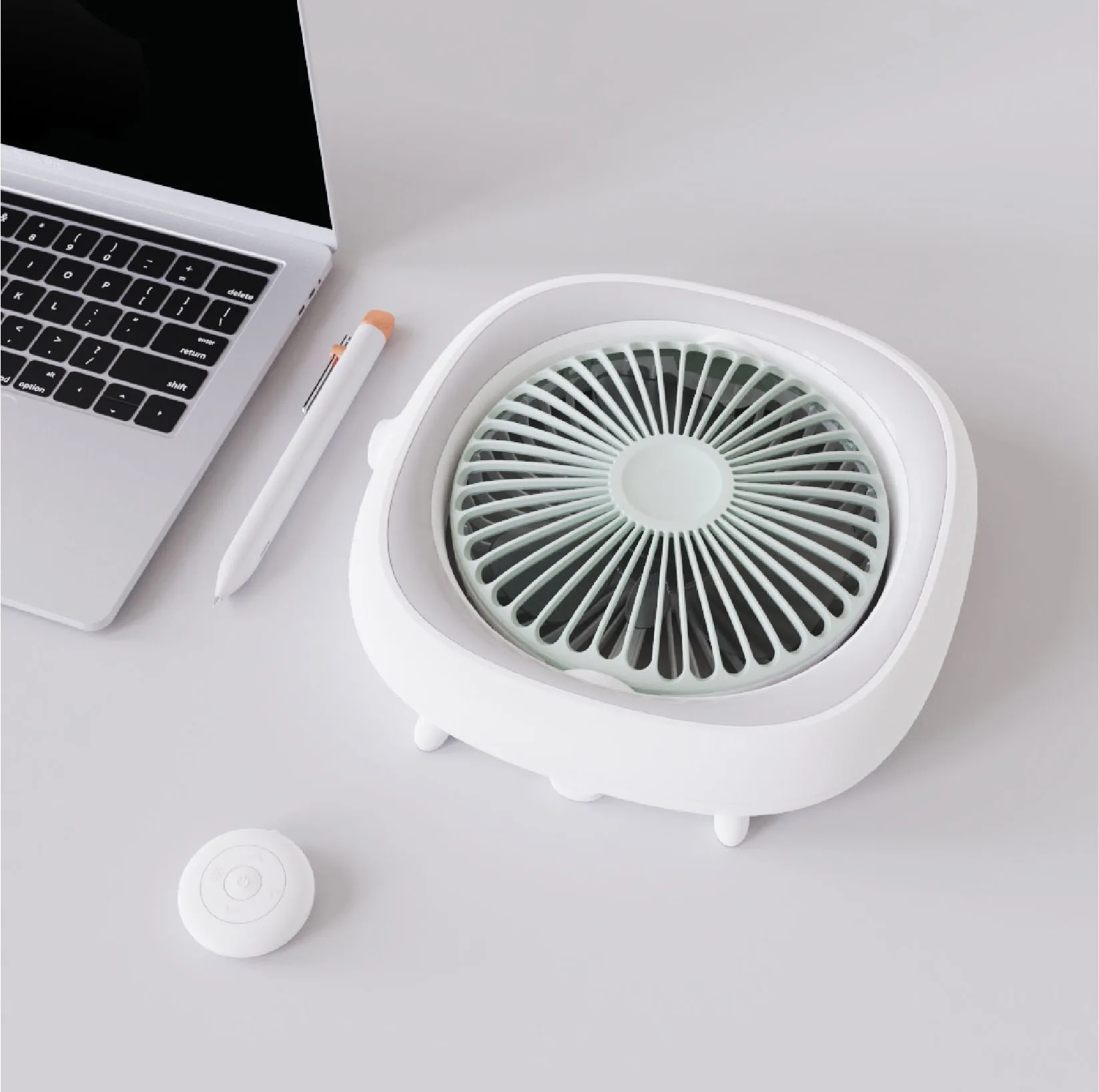 فن رومیزی مدل Multi Functional Fan ظرفیت 4000 میلیآمپر ساعت