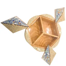 شکلات خوری خاتم کاری صنایع دستی فاخر مدل 3 درب طرح گل و مرغ برجسته کد Bl3d25