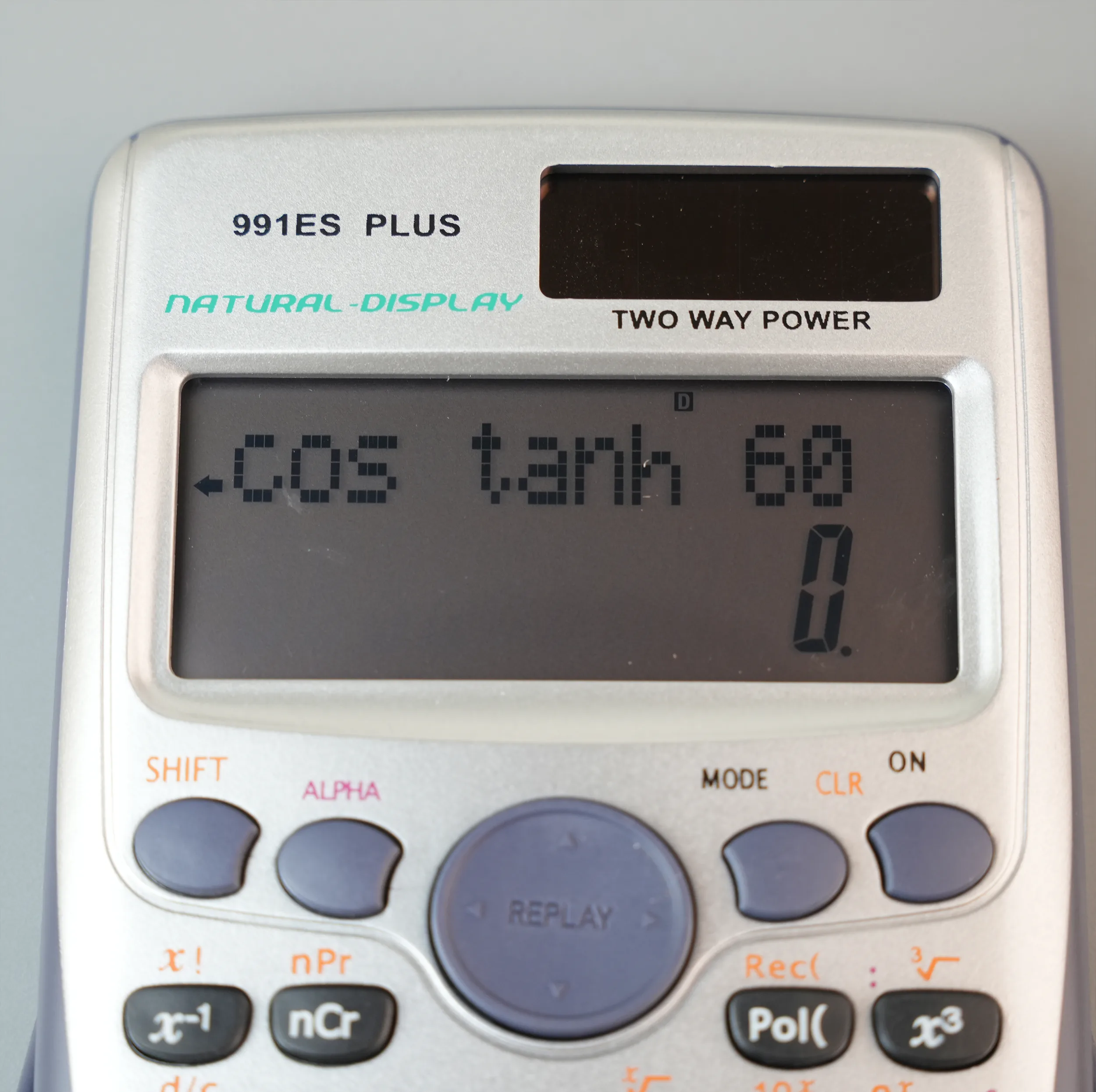 ماشین حساب مهندسی مدل خورشیدی کد 991ES-PLUS