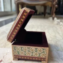 جعبه جواهرات خاتم کاری چوبی مدل نقاشی برجسته گل و مرغ
