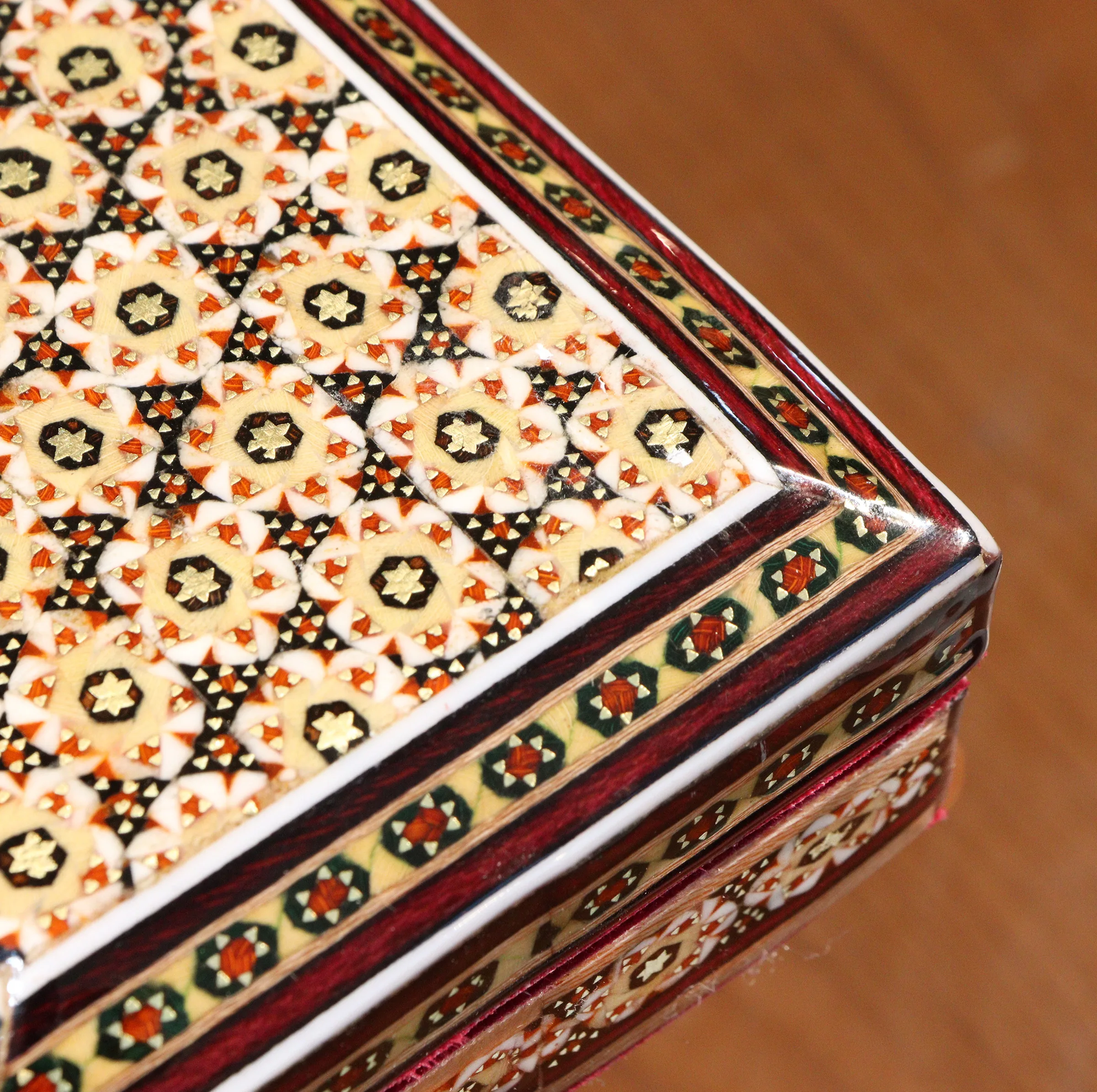 جعبه خاتم کاری چوبی صنایع دستی فاخر مدل جامضرابی طرح سنتی کد Traditional2f2-2794