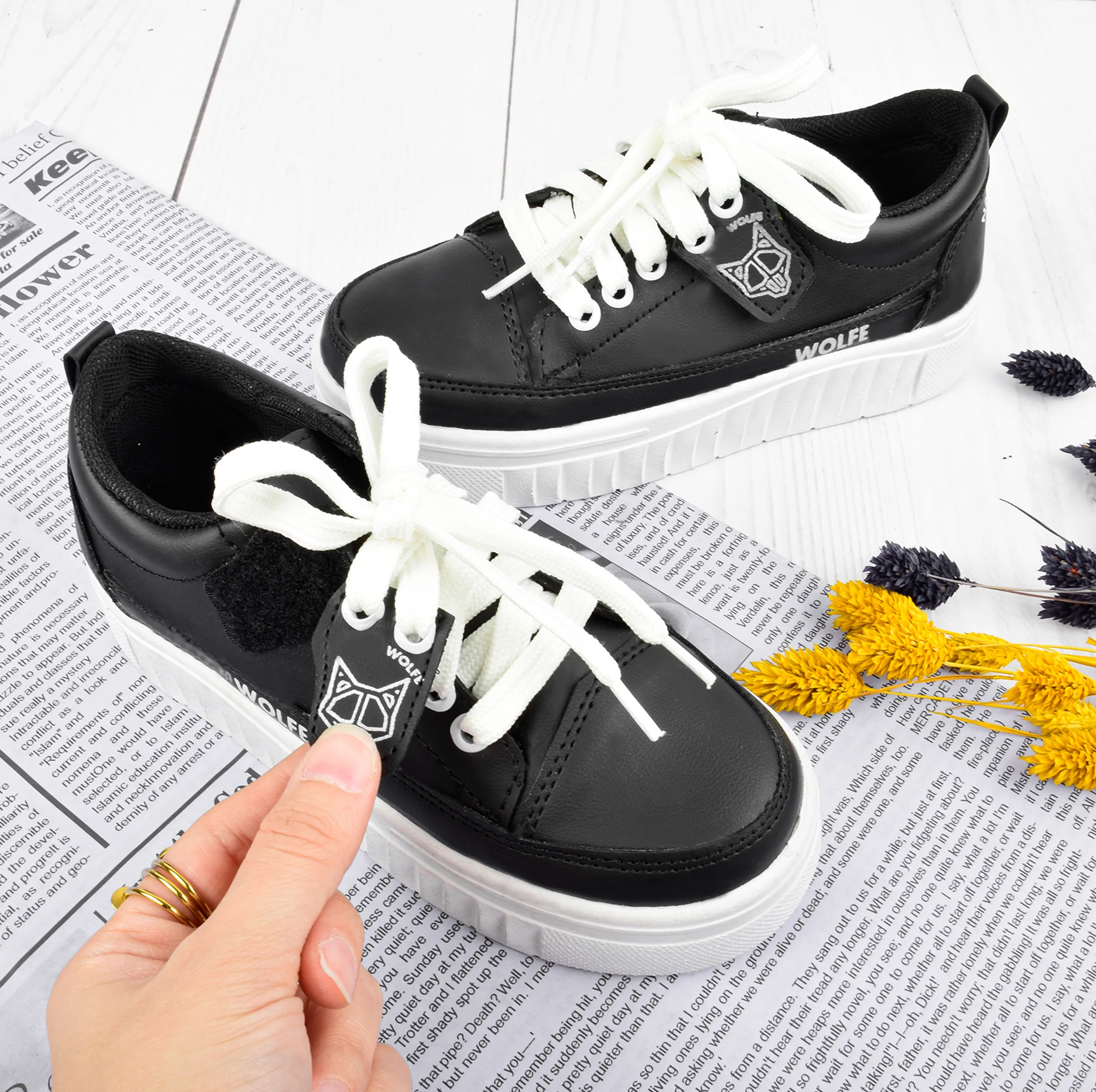 کفش راحتی  مدل بندی چسبی ORG.3646