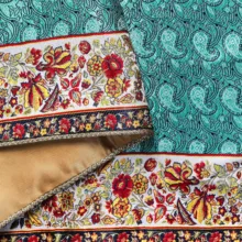 ست جهار تکه ابریشم ترمه عدل کشمیر طرح گل فرنگ g40