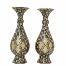 گلدان خاتم کاری مسی صنایع دستی فاخر مدل صراحی تمام خاتم طرح پرسیم کد MQDark-Vase21p7 بسته 2 عددی