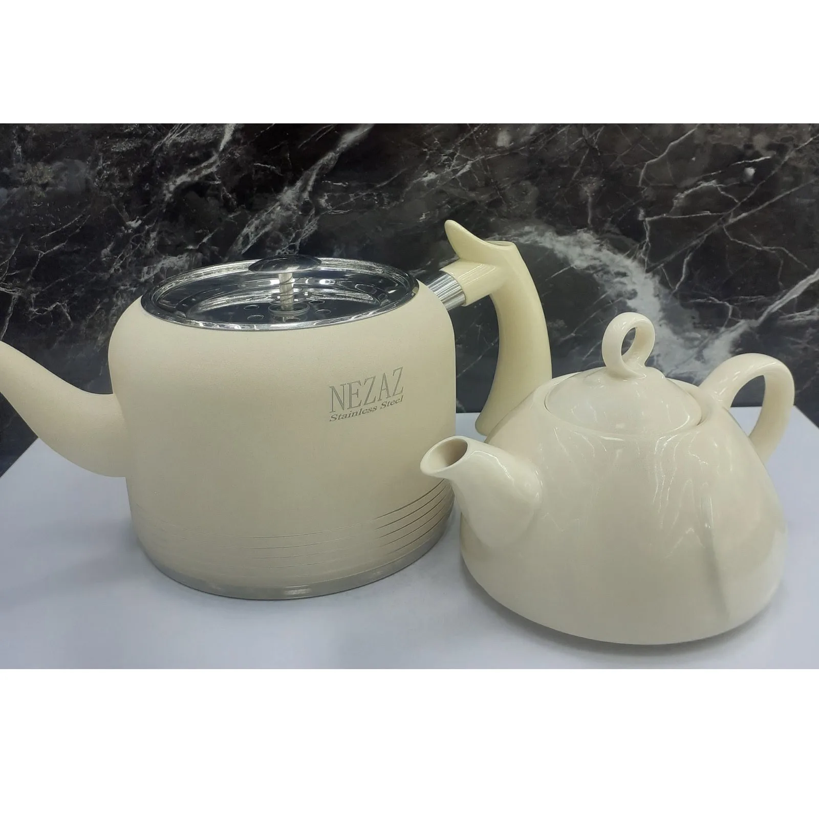 ست کتری و قوری نزاز مدل لوله دار طرح رنگی