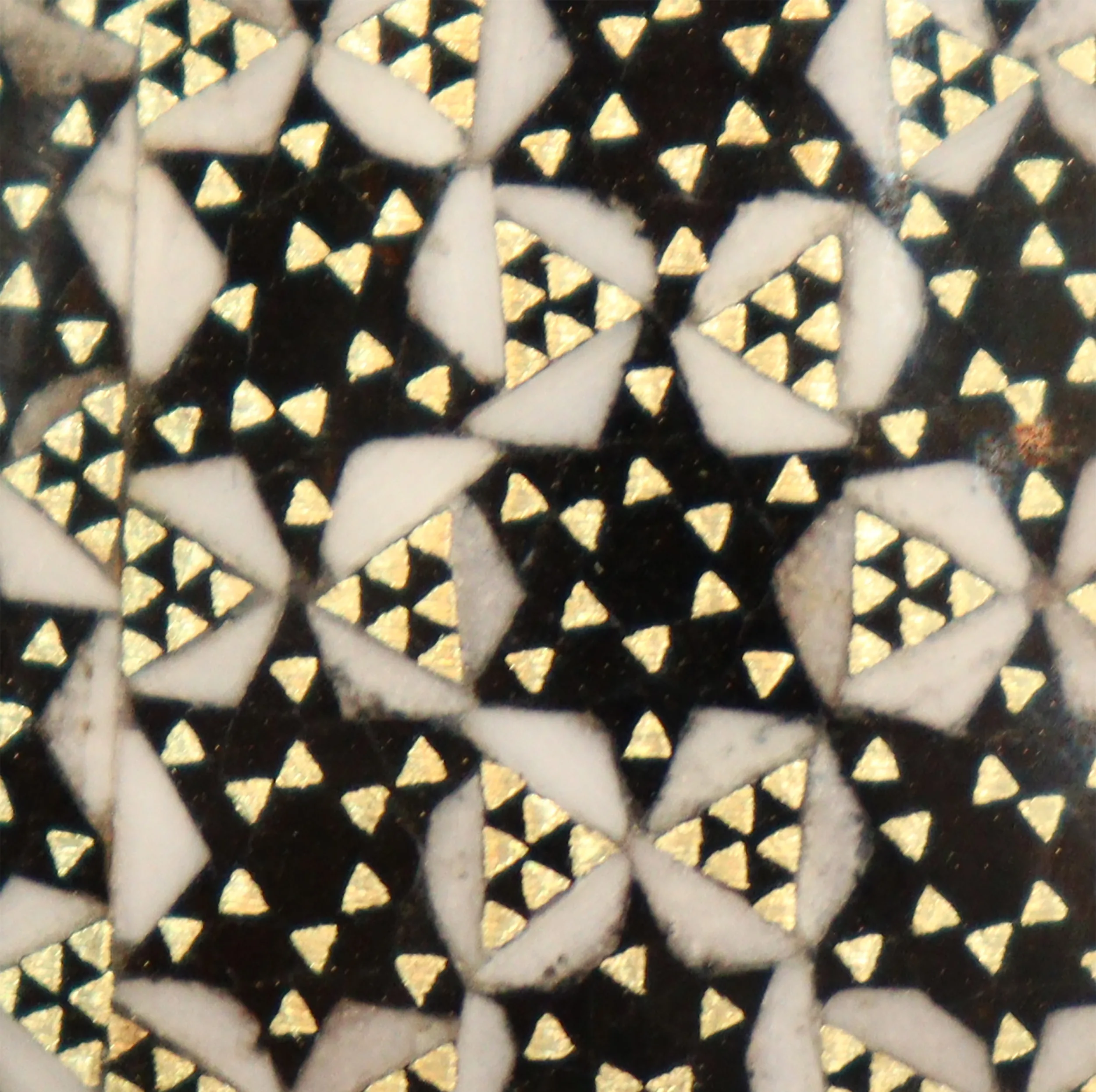 گلدان خاتم کاری مسی صنایع دستی فاخر مدل صراحی طرح پرسیم کد PHQDkGr-Vase16p5 بسته 2 عددی